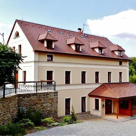 Pension Mlyn Stare Mitrovice Sedlec-Prcice Экстерьер фото